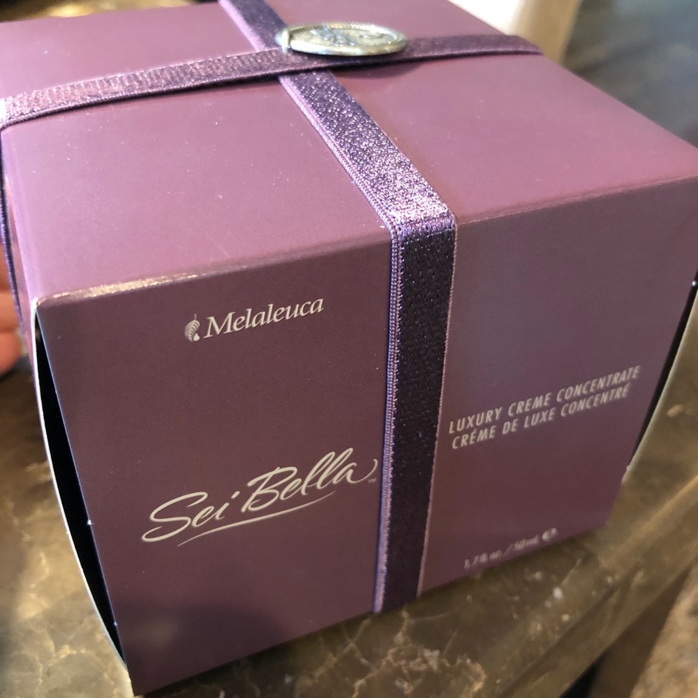 Luxury Creme Concentrate skincare